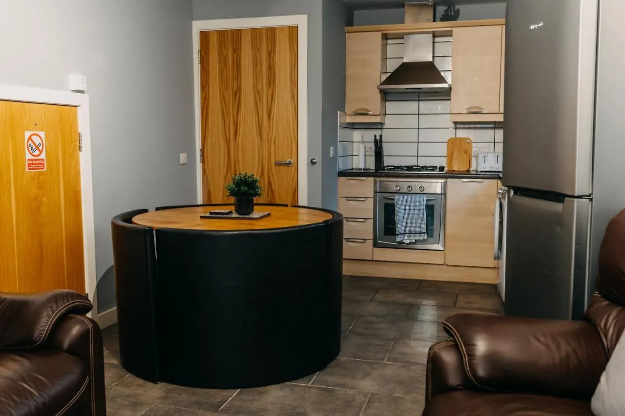 Belfast City Self Catering 3 Bedroom Town House